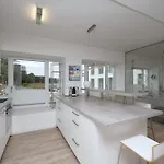 Traum Strandliebe Mit Meerblick, 3 Schlafzimmer, 2 Baeder * Binz