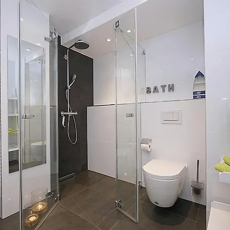 Traum Strandliebe Mit Meerblick, 3 Schlafzimmer, 2 Baeder