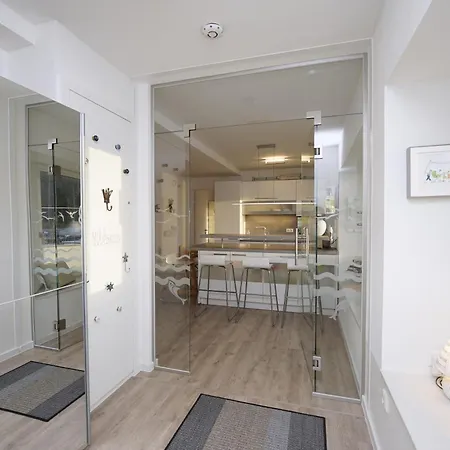 Traum Strandliebe Mit Meerblick, 3 Schlafzimmer, 2 Baeder * Binz